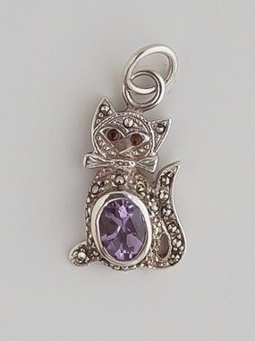 Vintage Sterling Silver Garnet Amethyst Marcasite Pendant Kitty Cat Feline